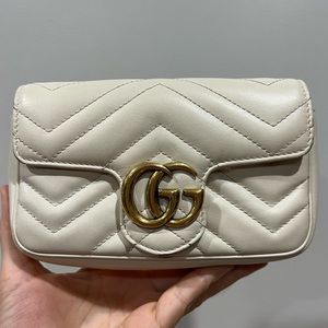 Gucci Marmont matelassé leather super mini bag